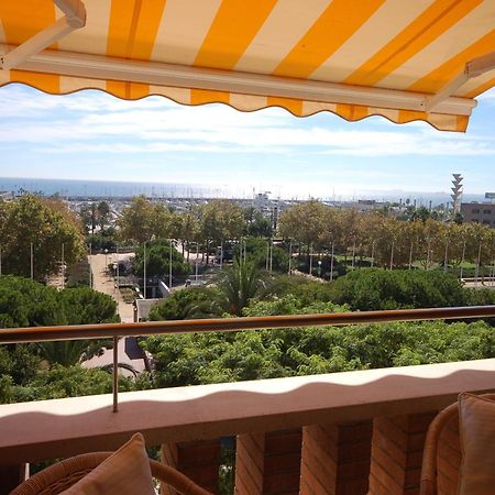 Lets Holidays Apartment Sea Views In Барселона Екстер'єр фото
