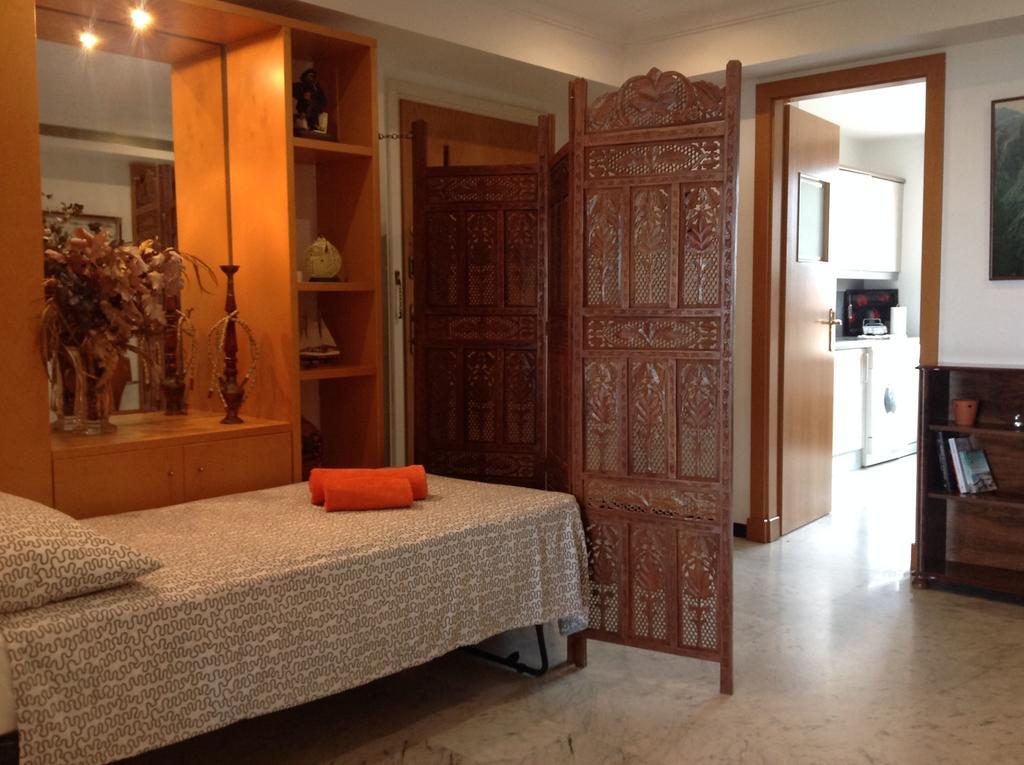 Lets Holidays Apartment Sea Views In Барселона Екстер'єр фото